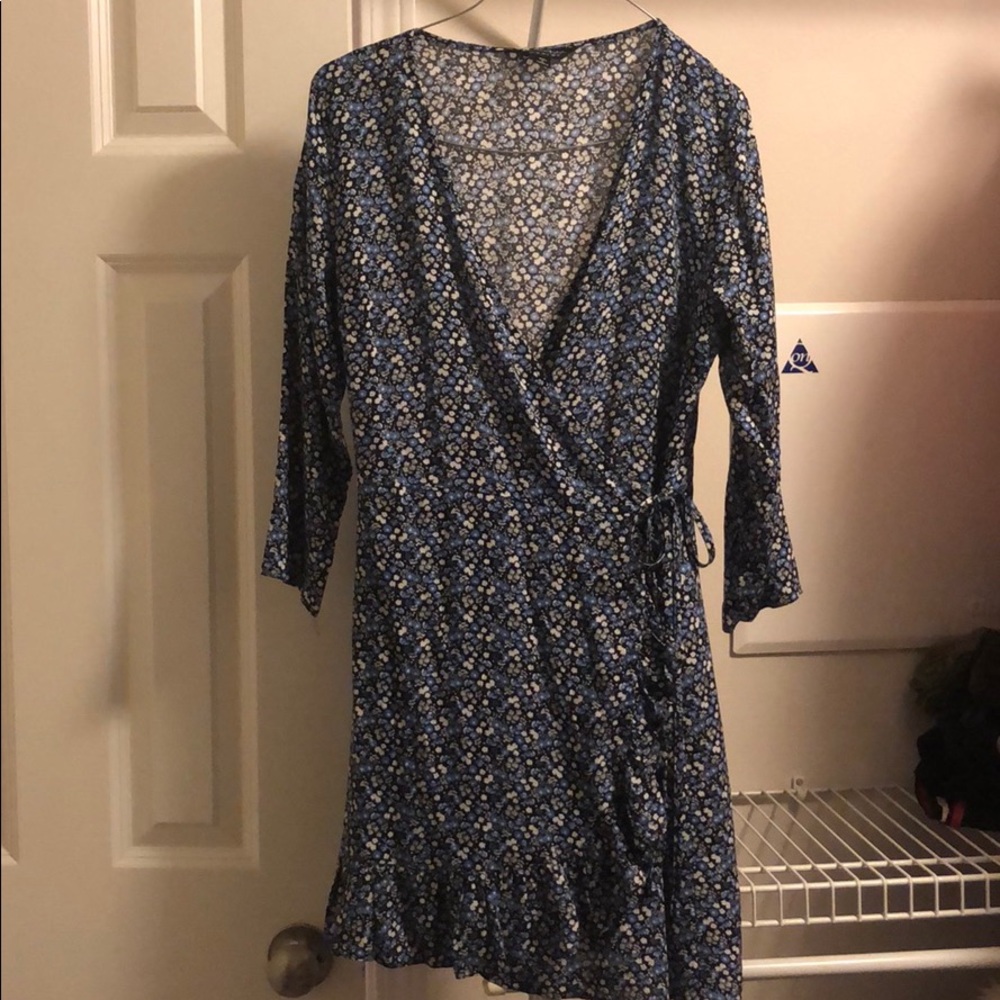 Blue ditsy tea dress